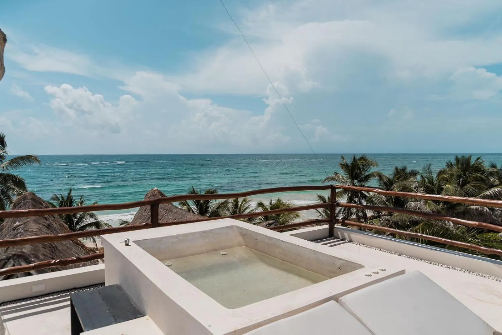 Niken Beachfront Tulum Hotel 4*,